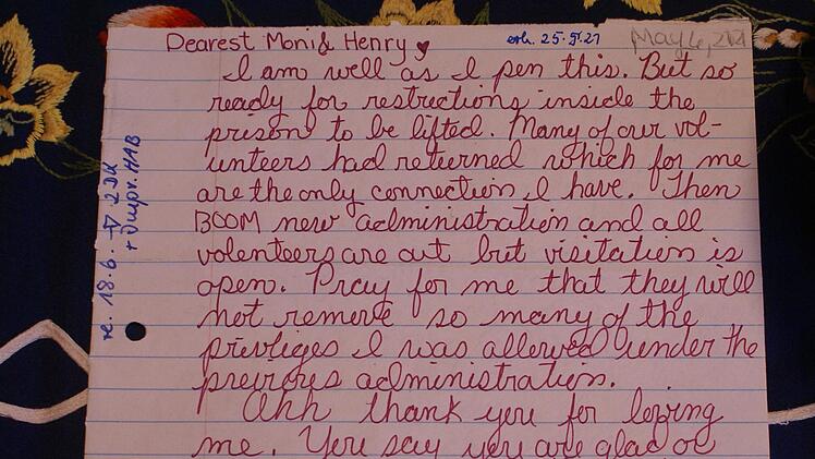 "Es geht mir gut, während ich das schreibe.... und betet für mich", heißt es im Brief eines Gefangenen an das Ehepaar in Hammelburg.