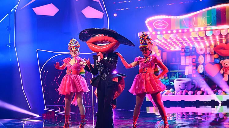 Könnte im Kostüm von Kiss Anna Ermakova stecken? BossHoss hielten es für möglich.