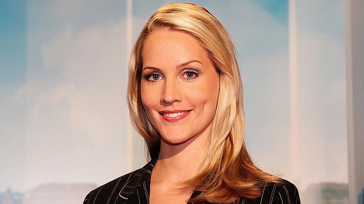 So sah Judith Rakers am Anfang ihrer Karriere aus: Ab 2004 moderierte sie das "Hamburg Journal" im NDR.