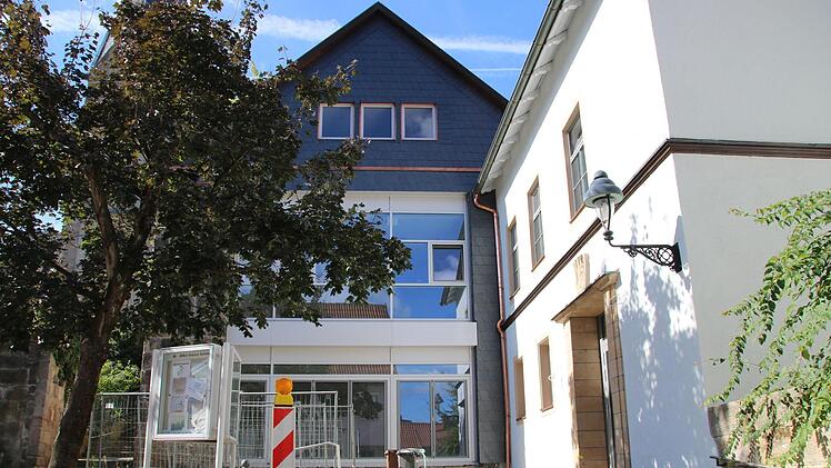 Schmuckstück mit gläserner Front