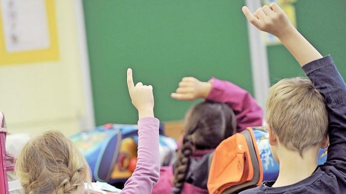 Für 551 Schüler im Landkreis Lichtenfels startet morgen der sogenannte Ernst des Lebens. Das sind 43 Schulanfänger mehr als im Vorjahr. Foto: Frank Leonhardt/dpa