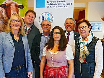 Der neue Vorstand des BHG-Kreisverbandes Coburg (von links:) Barbara Glauben-Woy, Stefan Sauerbrey, Holger Prase, Kerstin Pilarzyk (Vorsitzende), Thomas Rose, Andrea Luger (Bezirksvorsitzende). Foto: Matthias Rotter