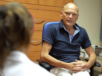 Hohes Gut "Arzt-Patientenverhältnis": Arbeitsmediziner Georg Knoblach fürchtet um den guten Ruf des Klinikums.  Foto: Ronald RInklef