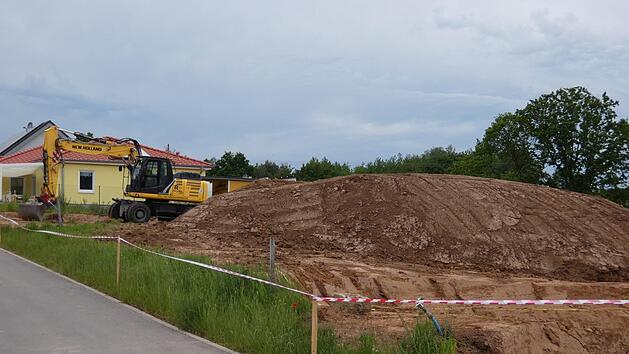 Das Baugebiet "Am M&uuml;hlrain" in Krum hat sich mittlerweile als rentierliche Ma&szlig;nahme erwiesen. Mit dem bisherigen Verkauf von Grundst&uuml;cken konnten die Ausgaben der Stadt Zeil gedeckt werden.Christian Licha