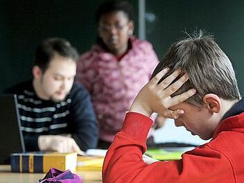 Ohne gute Deutschkenntnisse haben es Kinder mit Migrationshintergrund in der Schule schwer. Symbolfoto: Malte Christians/dpa