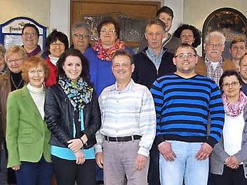 Bereits 25 oder 75 Mal ließen sich diese Damen und Herren "anzapfen".