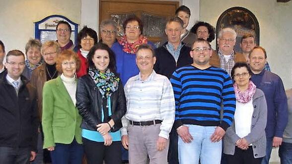 Bereits 25 oder 75 Mal ließen sich diese Damen und Herren "anzapfen".