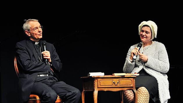 Erzbischof Ludwig Schick im Interview mit Nora GomringerJ&uuml;rgen Schabel