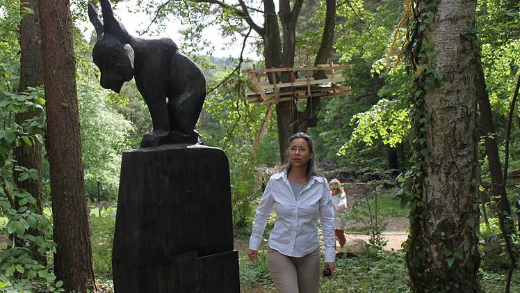 Karin Jonkman mag die Werke von Stefan Schnetz.