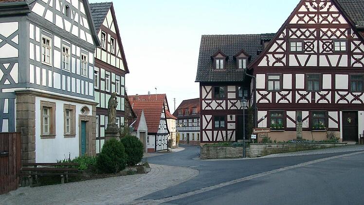 Im schönen Rattelsdorf lässt es sich rundum gut leben. Ein reges Vereinsleben trägt zum Miteinander von Alt und Jung bei.