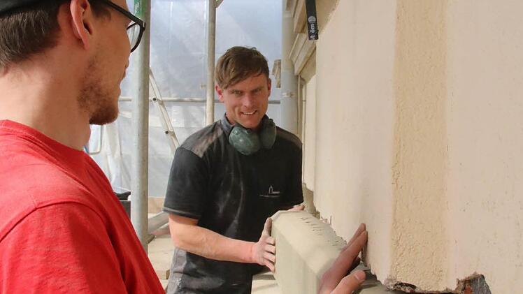 Sandstein-Elemente werden ersetzt. Foto: Ralf Ruppert