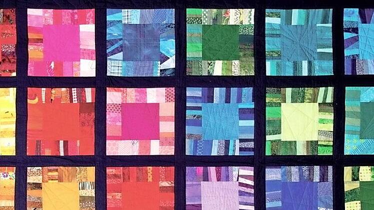 Das Gemeinschaftswerk der Patchwork-Gruppe Quilting Bee Herzogenaurach.  Foto: privat