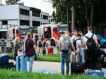 400 ICE-Passagiere aus Tunnel bei Wien gerettet