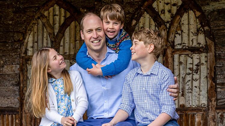 &laquo;Happy Father's Day&raquo; - Prinz William mit seinen Kindern