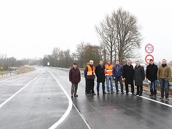 Am Freitagvormittag wurde der erste Abschnitt der Umgehung Melkendorf freigegeben. Foto: Jürgen Gärtner