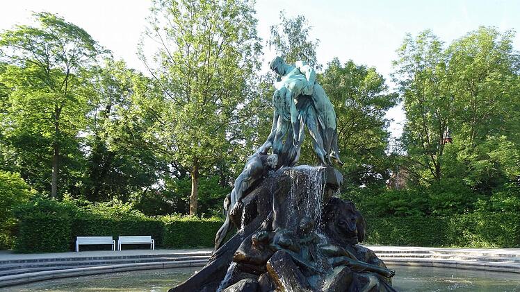 Der Brunnen befindet sich heute am südlichen Ende Richtung Ketschendorfer Straße. Foto: Jochen Berger