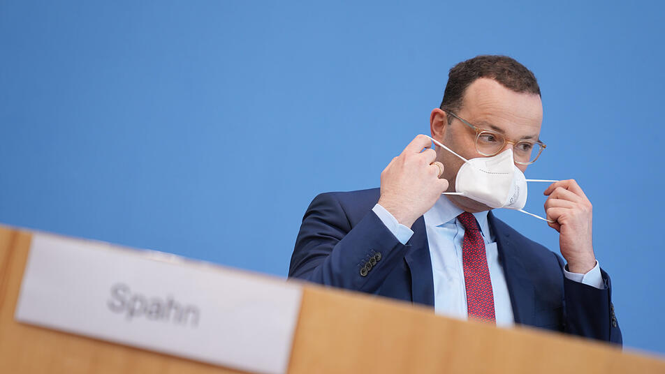 Jens Spahn wünscht sich ein schnelleres Tempo bei Impfungen und Auffrischungsimpfungen gegen Corona