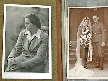 "Mein Leben scheint mir der Jahre nach lang und doch ist es so schnell vergangen. Und wollte ich alles, was zwischen den Zeilen steht, aufschreiben, es würde ein Buch mit vielen Seiten werden", hob Anna Michalska hervor. Die Bilder machen die Vergangenheit der 104-Jährigen lebendig. Von links: der Ehemann und damalige Soldat Johann Michalska, Anna Michalska als junge Frau, das Hochzeitsbild und Anna Michalska mit Töchterchen Roswitha.  Fotos: Edwin Meißinger