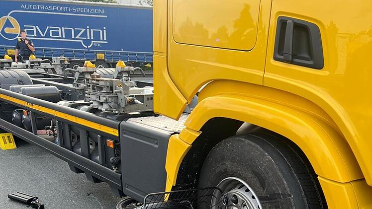 Nürnberg: LKW fährt Fahrradfahrerin an - "Höchste Stufe"