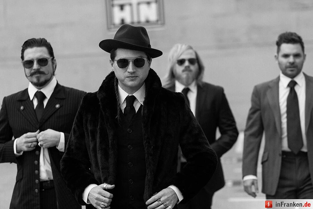 Rival Sons