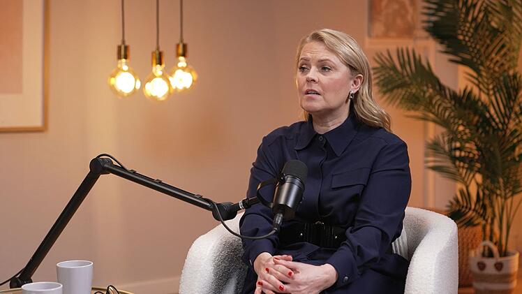 Patricia Kelly hat im Podcast "Glow Up Your Life" &uuml;ber den Verlust ihrer Mutter gesprochen.