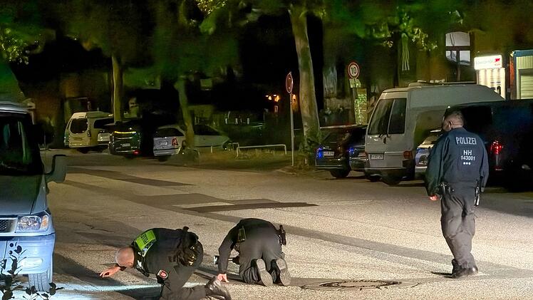 Polizeieinsatz auf Fabrikgel&auml;nde in Hamburg