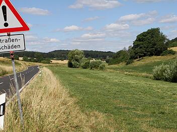 In diesem Talgrund wird die Kanalleitung von Pettstadt (im Hintergrund) nach Kirchlauter verlegt. Günther Geiling
