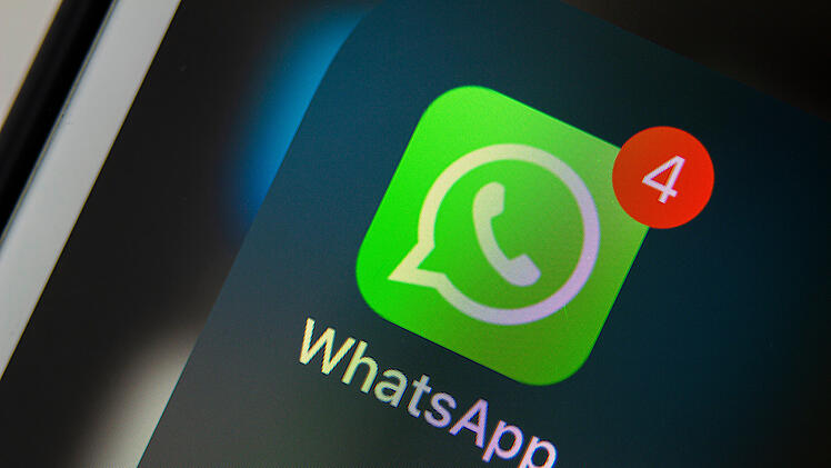 WhatsApp, Messenger