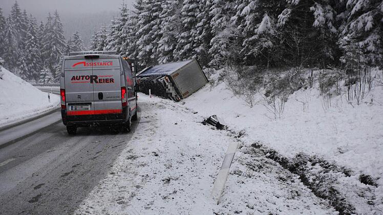Unfall am 26. Januar 2015 zwischen Tschirn und Nordhalben Foto: News5/Fricke