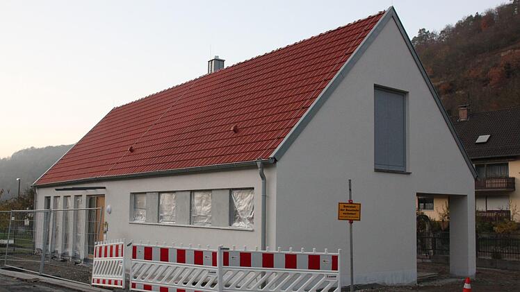 Keinesfalls soll das Dorfgemeinschaftshaus eine Konkurrenz zum örtlichen Gasthaus "Zur Linde" der Familie Köberlein darstellen.Kerstin Väth