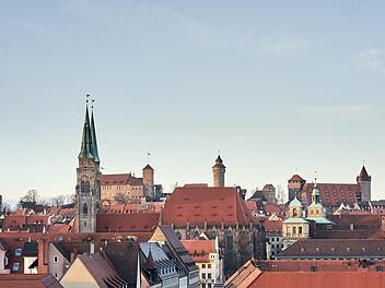 Um die rasante Ausbreitung des Coronavirus eindämmen zu können, müssen sich auch Nürnbergs Bewohner an zahlreiche Einschränkungen und Änderungen halten. Symbolfoto: Serigalan/Pixabay