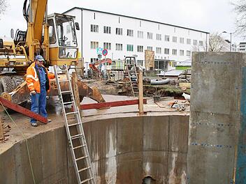 Auch am Bau: Noch sine die Arbeitsmarktzahlen relativ stabil. Foto: Angelika Luga-Braun