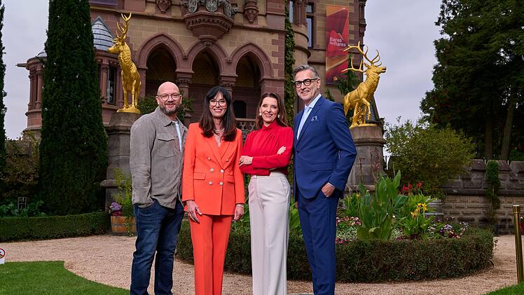 Sch&auml;tzen den Wert der Objekte fachkundig ein (von links): Sven Deutschmanek, Heide Rezepa-Zabel, Wendela Horz und Detlev K&uuml;mmel.