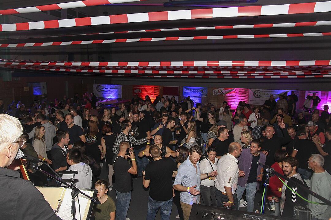 Party und Tanz in der Dreifachhalle