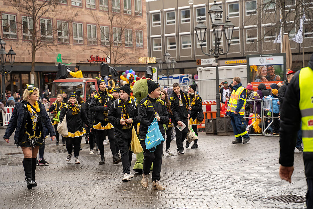 Der traditionelle Umzug zog ca. 70.000 Faschingsfreunde an.