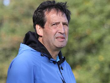 Unterschiedliche Vorstellungen: Trainer Peter Kramer und der FC Dormitz haben die Zusammenarbeit beendet.  Foto: Uwe Kellner