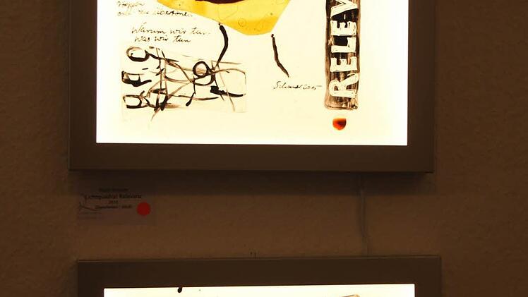 Die Werke der Stuttgarter Künstlerin Sigrid Scheuer sind kunstvoll von hinten beleuchtete Lichtquadrate