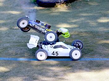 Bei den kleinen Buggys geht's zur Sache. Die Sander Motorsportler schnitten hervorragend ab im vergangenen Jahr. Foto: Archiv