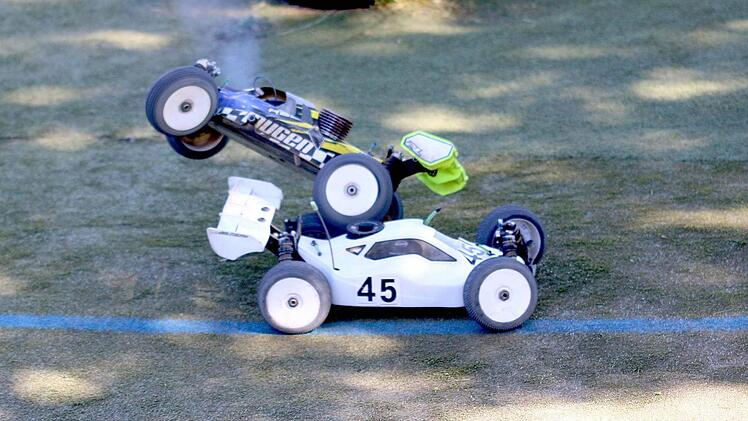 Bei den kleinen Buggys geht's zur Sache. Die Sander Motorsportler schnitten hervorragend ab im vergangenen Jahr. Foto: Archiv