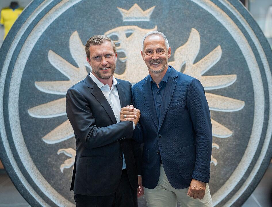 Eintracht Frankfurt stellt neuen Trainer vor