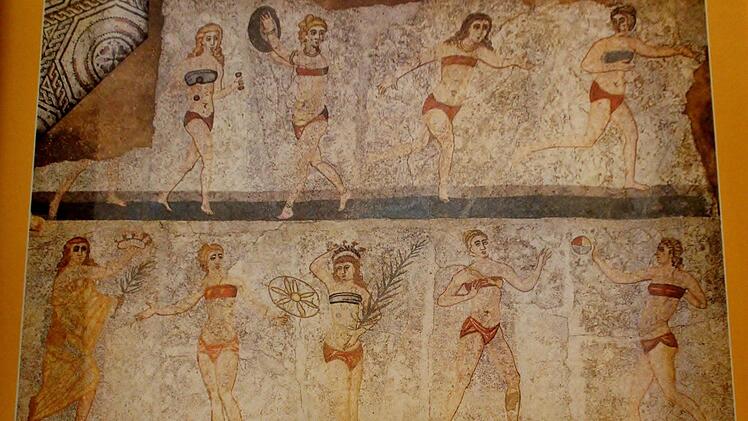 Bikinimädchen anno 350 nach Christus. Foto: Werner Vogel