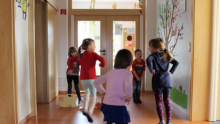 Im Flur des Kindergartens können sich die Kinder austoben.Julia Raab