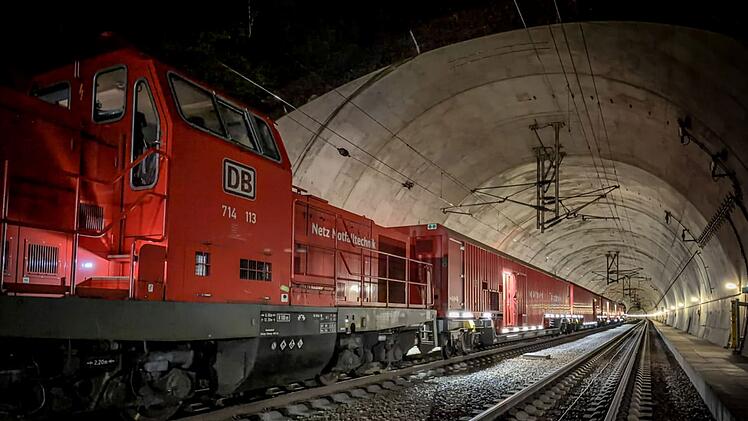 ICE-Nothalt im Kreis Main-Spessart: Einsatzkr&auml;fte schildern Kraftakt