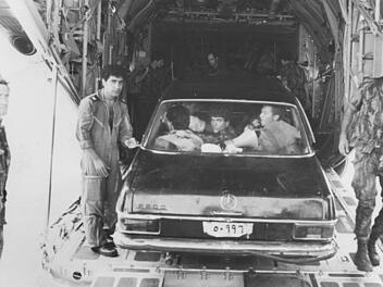 In diesem schwarzen Mercedes fuhren israelische Soldaten zur Geiselbefreiung in Entebbe.  Foto: Archiv