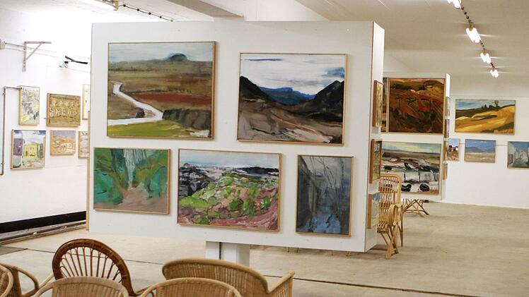 Impressionen aus Robert Reiters neuer Werkstattgalerie in Untersiemau. Offiziell eröffnet wird sie am 15. September.Foto: Jochen Berger