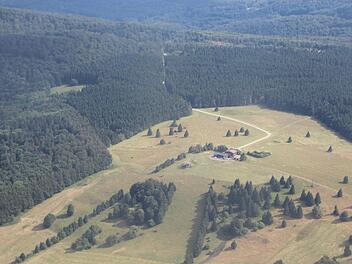Die Kissinger Hütte steht seit 1914 auf dem Feuerberg oberhalb von Langenleiten. Foto: Johannes Schlereth