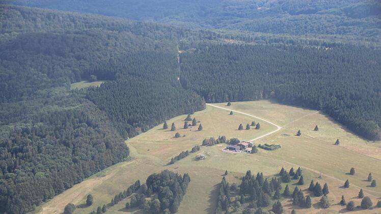 Die Kissinger Hütte steht seit 1914 auf dem Feuerberg oberhalb von Langenleiten. Foto: Johannes Schlereth