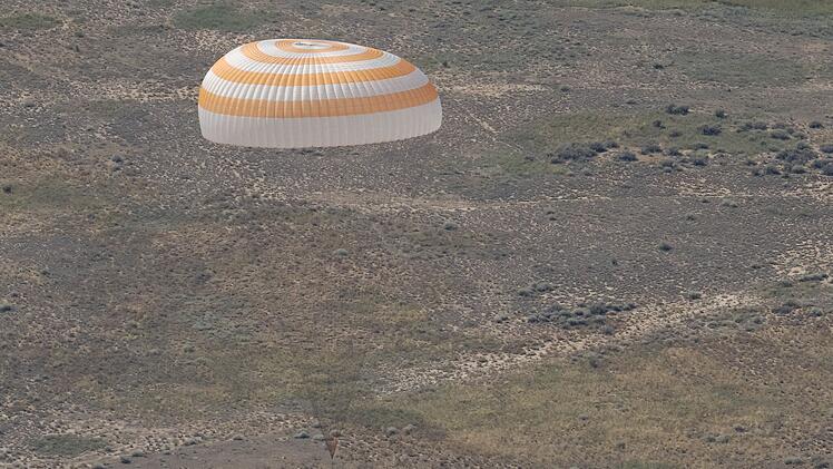 Drei Raumfahrer von der ISS zur&uuml;ckgekehrt