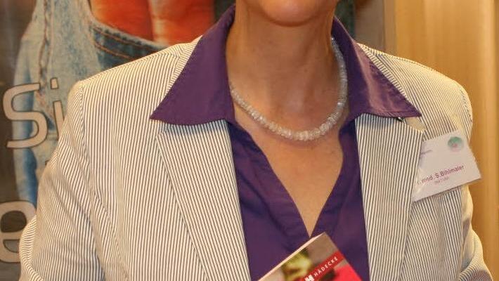 Susanne Bihlmeier stellt in ihrem Buch "Tomatenrot und Drachengrün" Antikrebsküche vor.