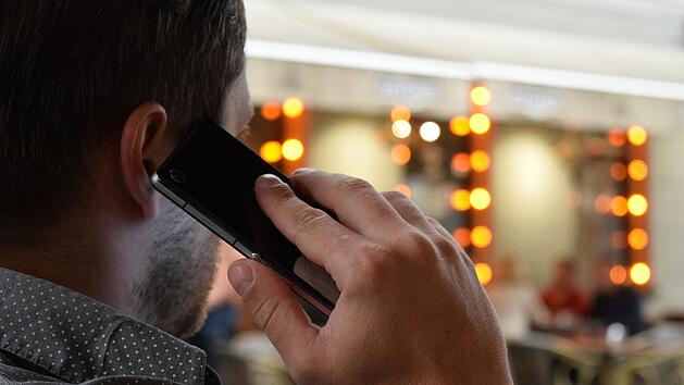 Betr&uuml;ger ergaunern 30.000 bei einer Seniorin